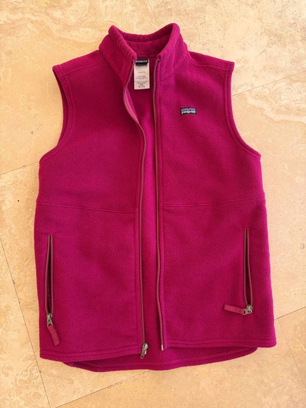 Patagonia Kids Fleece Vest - Fuchsia Pink, good for XS adult too